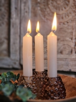 Pine Shine – Glazen licht bruine Kandelaar in Dennenappelvorm