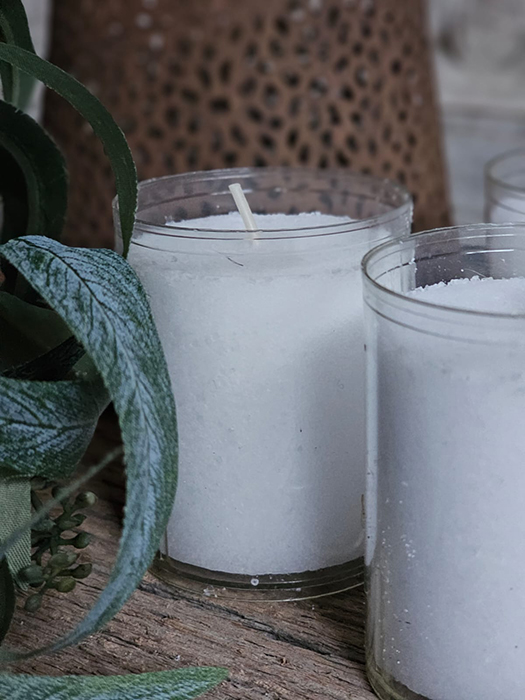Rustieke Kaars in plastic cupje &ndash; Wit & Stijlvol