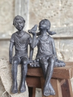 Beeldje Meisje met Vogel &ndash; Lief & Rustiek