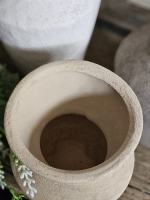 Earth Shape &ndash; Hoekige Vaas in Zandbeige